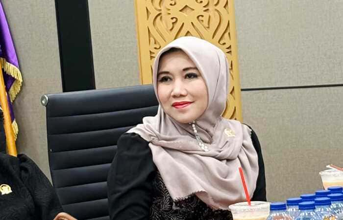 Kepala desa di Jawa Timur menyampaikan keluhan pemangkasan Dana Desa 2026 kepada Anggota DPD RI Lia Istifhama