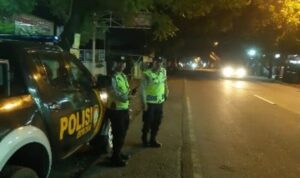 Patroli Blue Light Polsek Tikung untuk mencegah kejahatan 3C pada malam hari